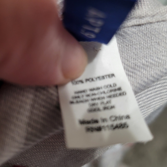 Apt. 9 Gray Scarf with Floral And Bird Accents - Picture 4 of 5